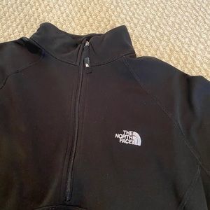 SOLD North Face Women’s 1/4 Zip Sweatshirt
